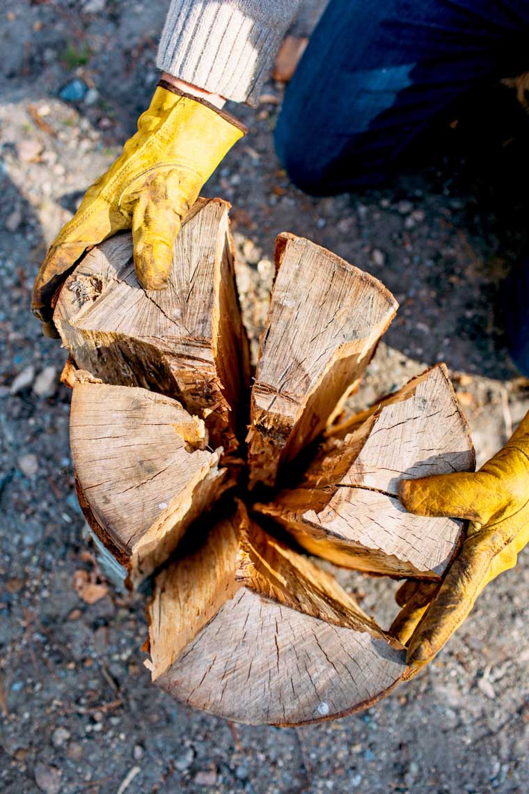 How to Make a Swedish Fire Log Fresh Off The Grid